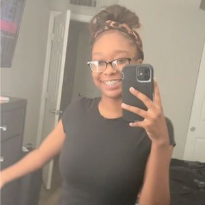 Meet your Posher, Rickyia